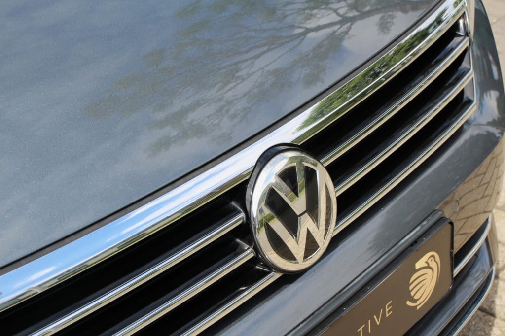 Volkswagen Passat variant 1.4 tsi act highline - dsg - leder - stoel verw -