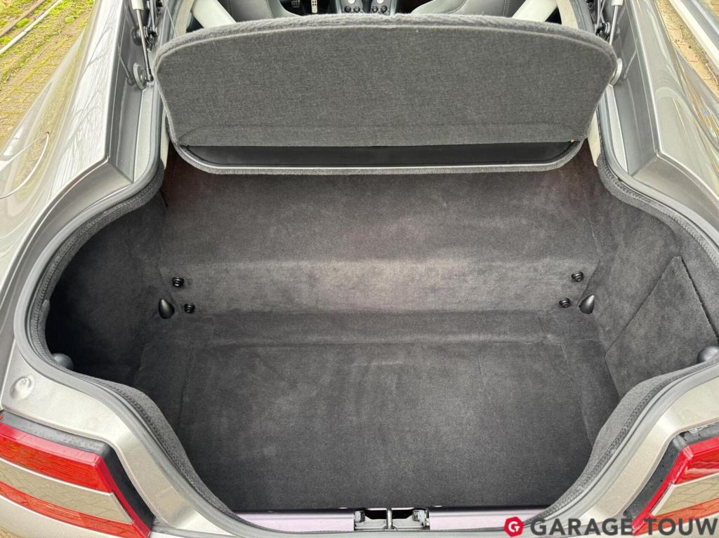 Aston Martin V8 Vantage 4.3 v8 handgeschakeld, 55000km!