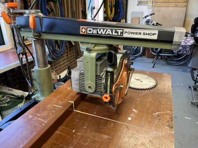 DeWalt DW125 Radiaalzaag - afkortzaag
