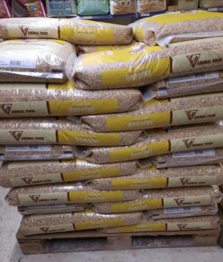 Graanmix 20 kg € 15,00