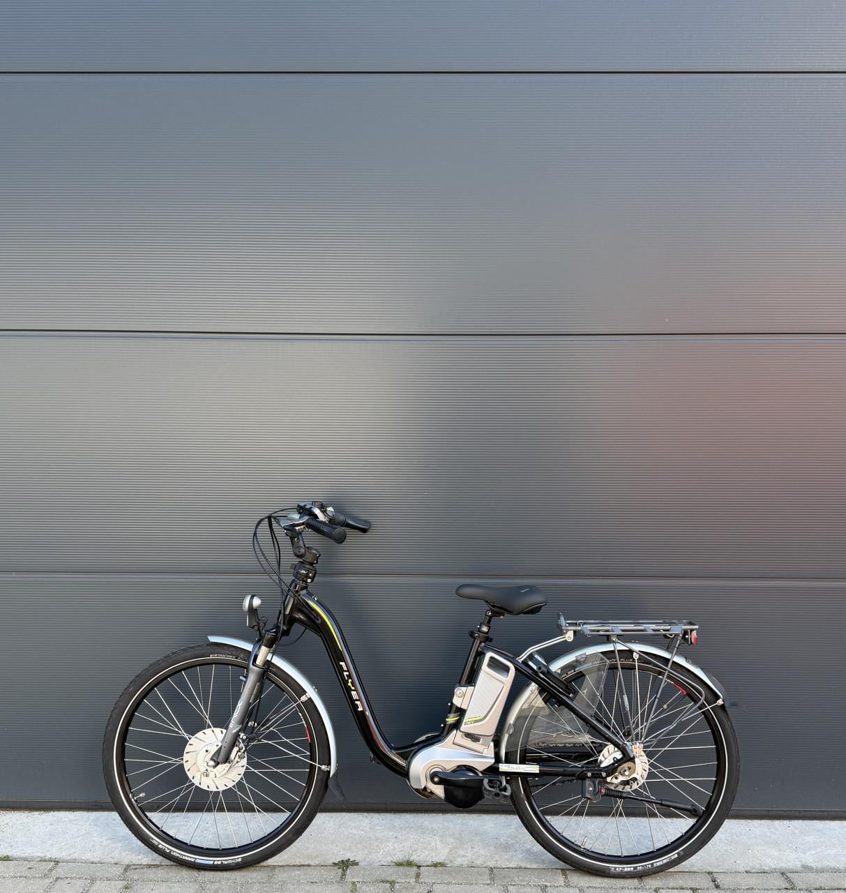 Zeer nette Flyer T8.1 middenmotor elektrische fiets 46cm