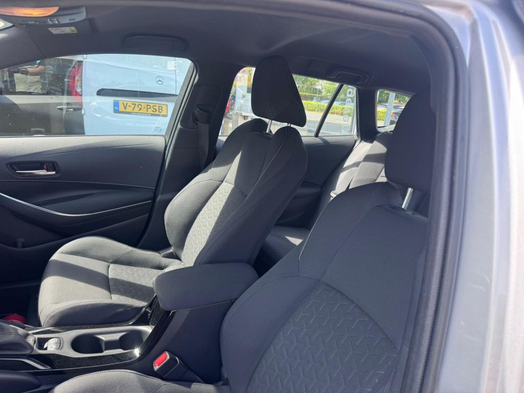 Toyota Corolla Touring Sports 1.8 hybrid dynamic