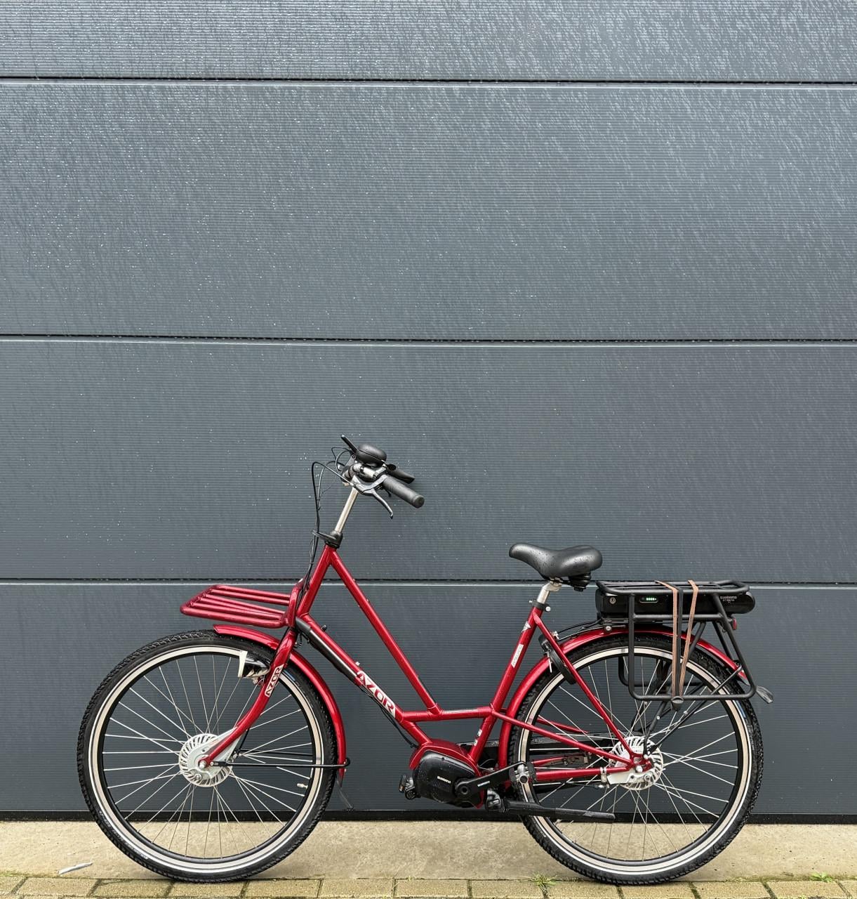 Azor Ameland middenmotor elektrische fiets 400WH