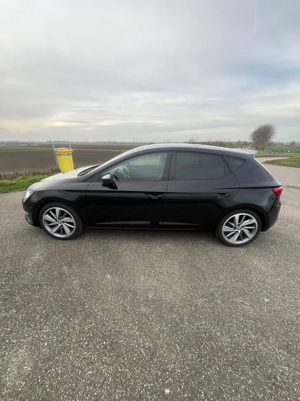 Seat Leon FR 1.8tsi 180pk Dsg 7 2013