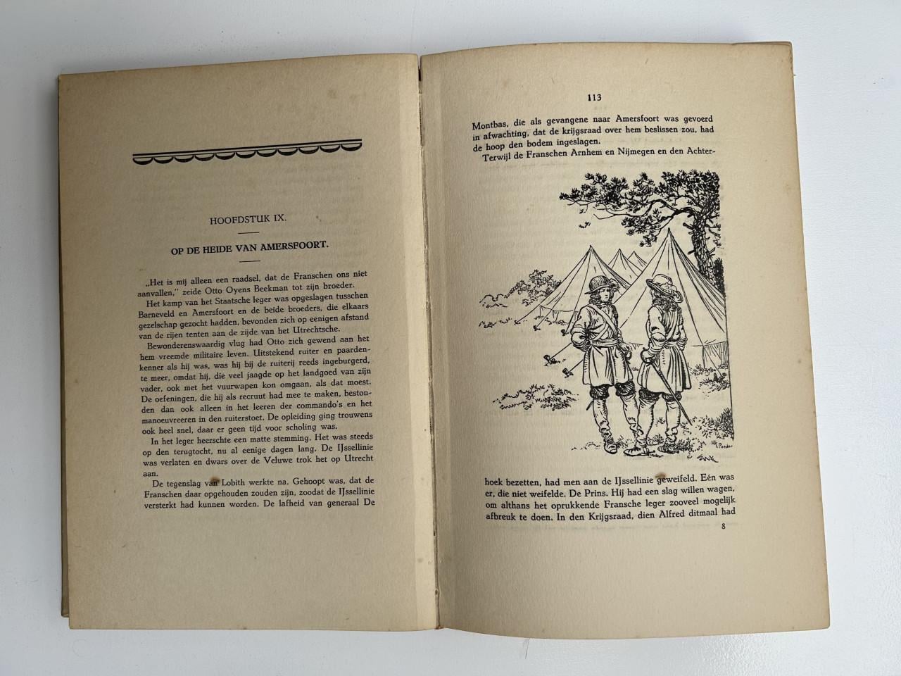 Diverse "antieke boeken"