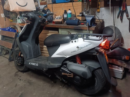 Kymco agility 16+ opknapper of onderdelen