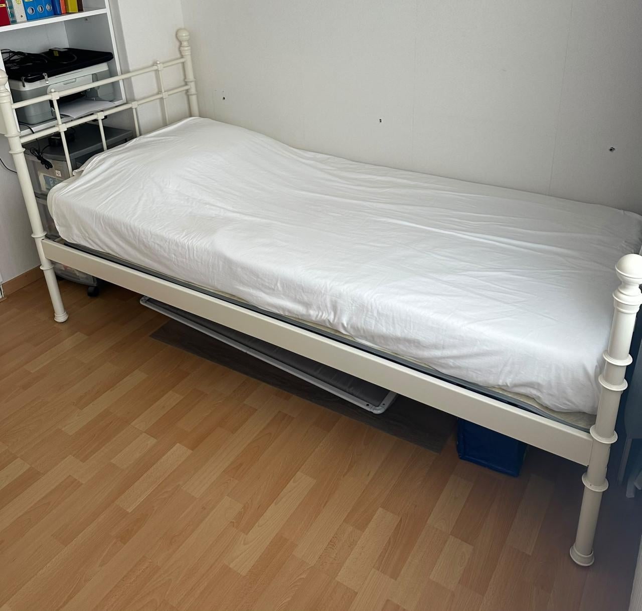 Een persoon bed