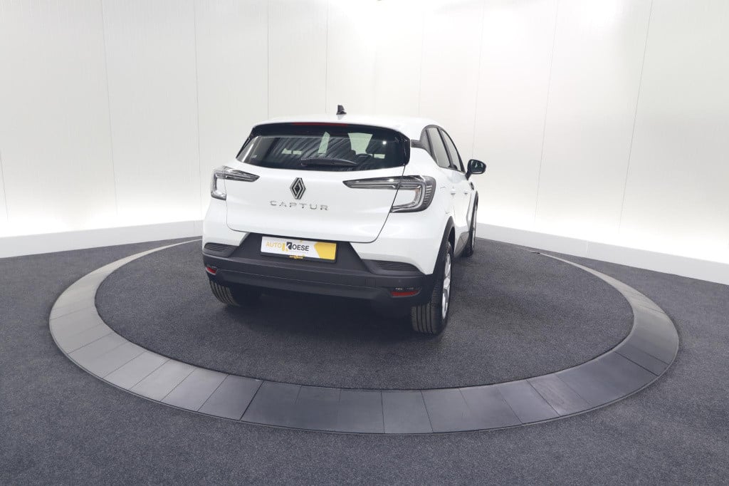 Renault Captur mild hybrid 160 evolution | camera | apple carplay | stoelve