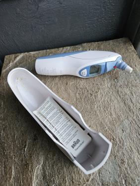 Zgan werkend Braun ThermoScan oorthermometer type 6022...