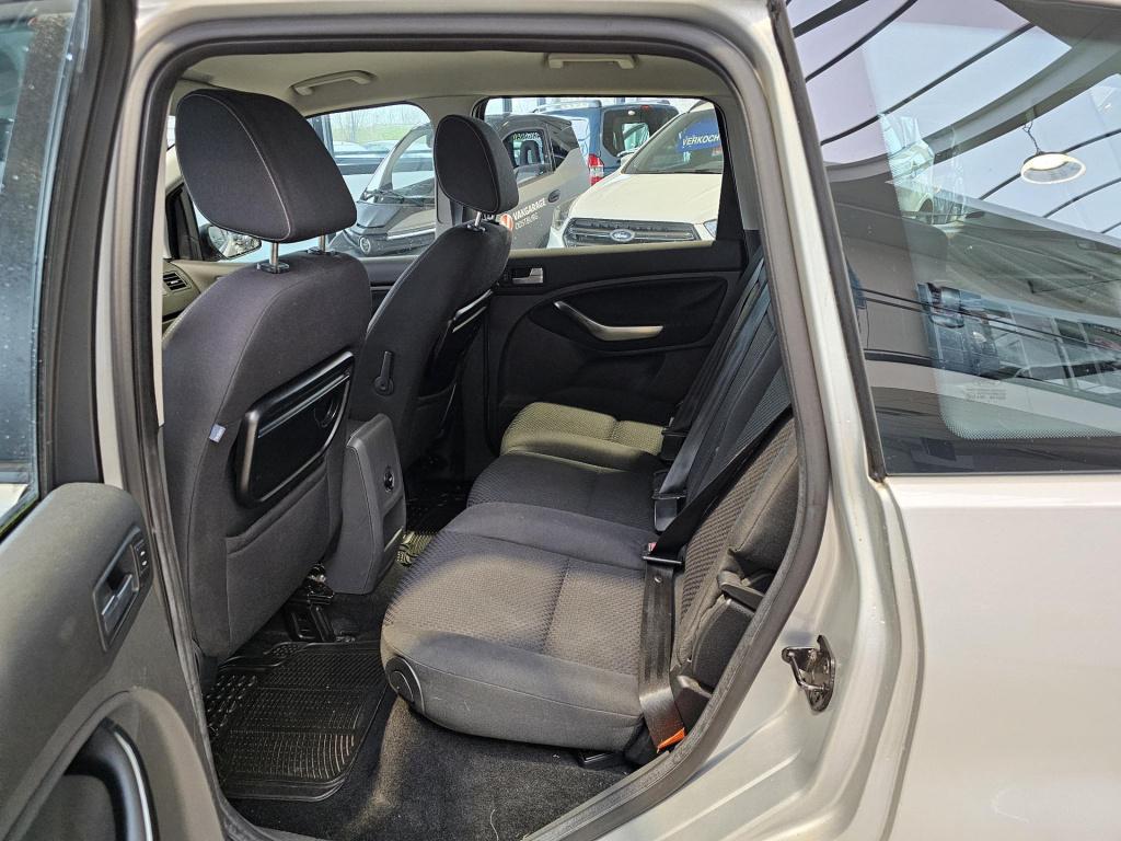 Ford C-max 2.0-16v titanium automaat