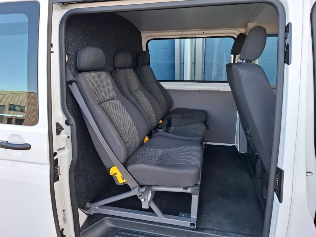 Volkswagen Transporter 2.0 tdi l2h1 30 dc verlaagd / spoilers in kleur / ai
