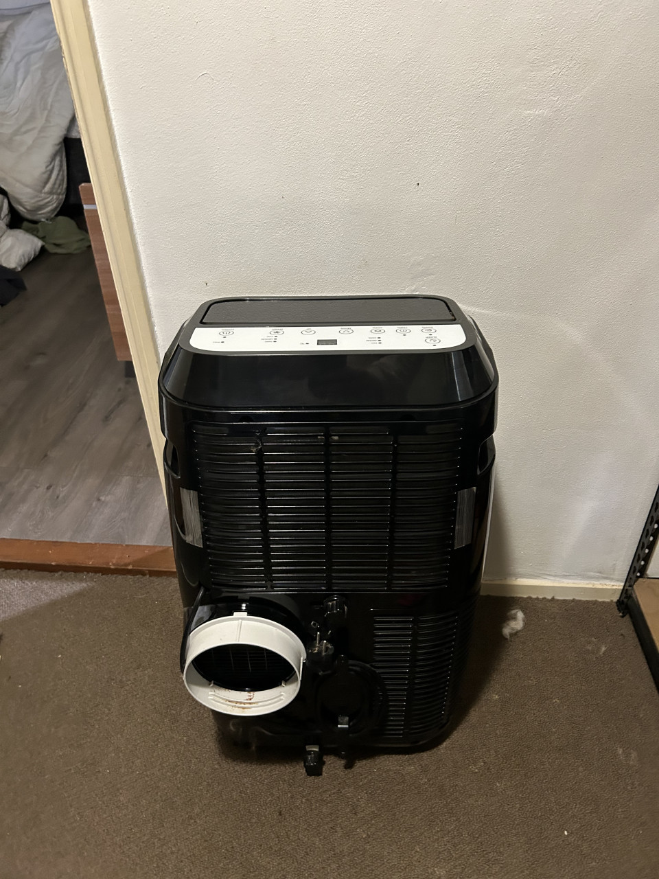 Te koop mobiele airconditioning 14000 btu.