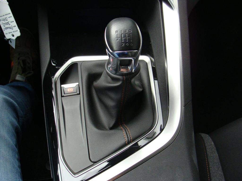 Peugeot 3008 1.2 puretech 130pk s&s active