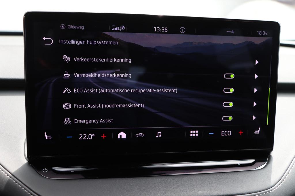 Skoda Enyaq Iv 60 sportline 58kwh 180pk | soh 93,9% |