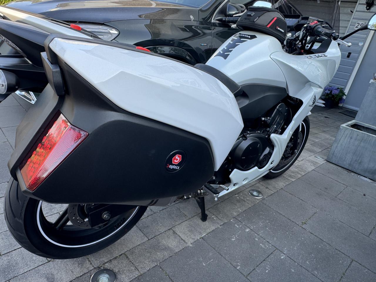 Motor