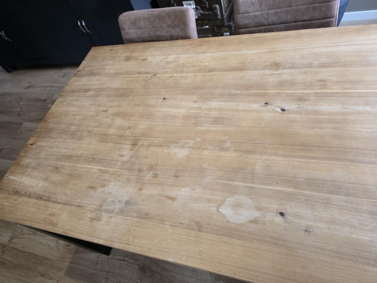 Tafel en/of stoelen