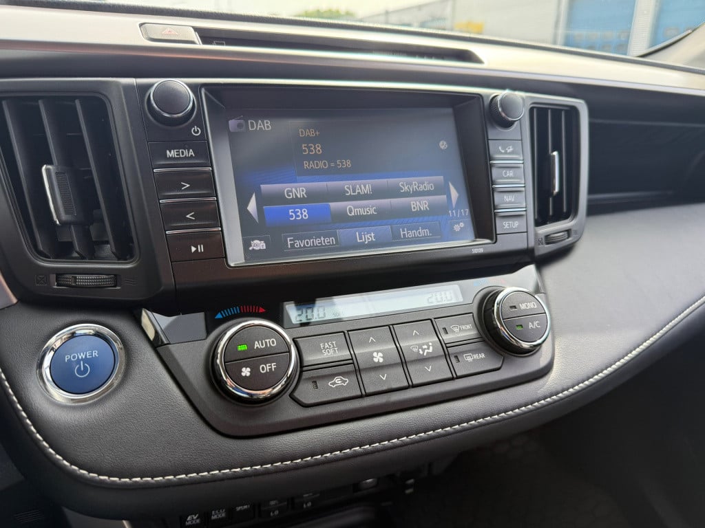 Toyota Rav4 2.5 hybrid executive business