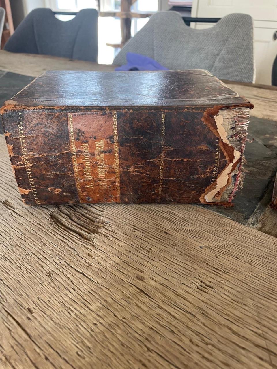 Antieke zeer oude theologische boeken