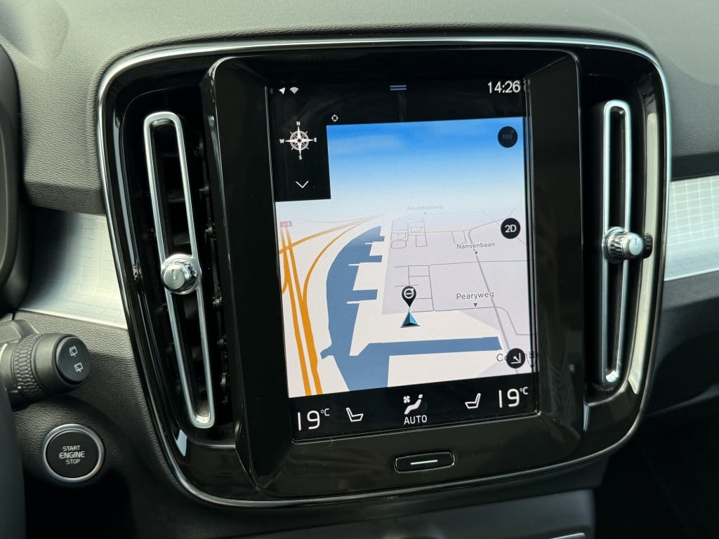 Volvo XC40 t4 211pk recharge inscription exp| panodak| camera| stoel+stuur.