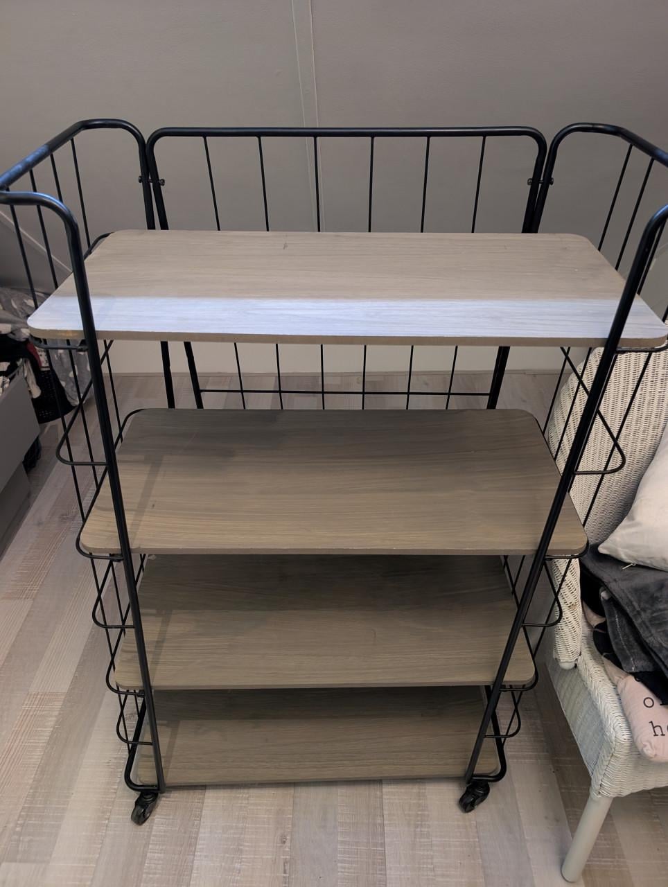 Kast op wielen