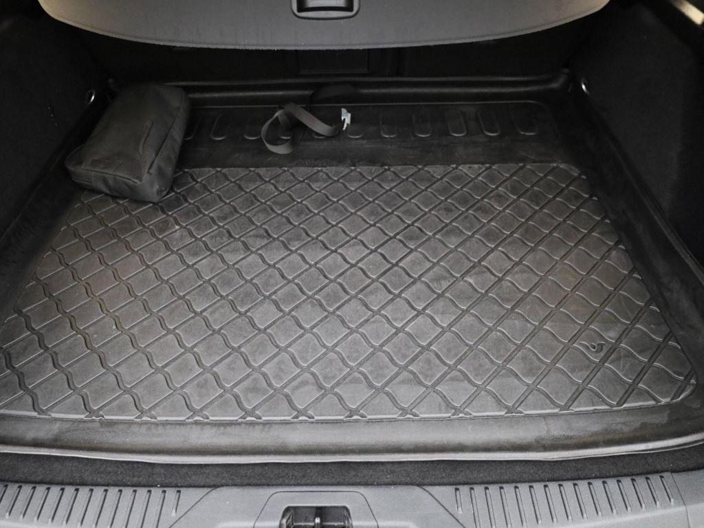 Ford Focus wagon 1.0 ecoboost hybrid st line x