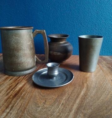 Antiek Tin Bekers / Urn / Kamerkandelaar