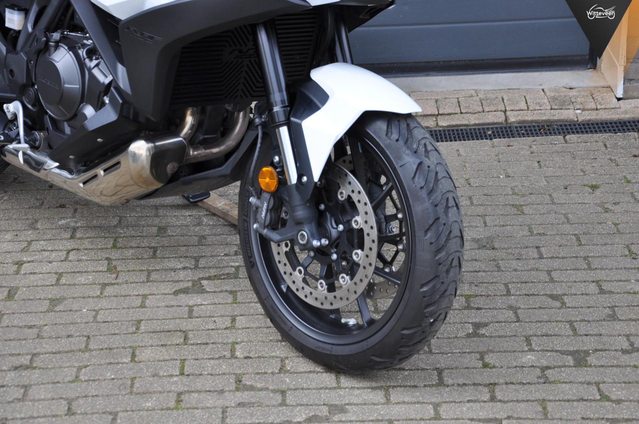 Honda NT1100 zeer compleer 13300 kms BTW motor