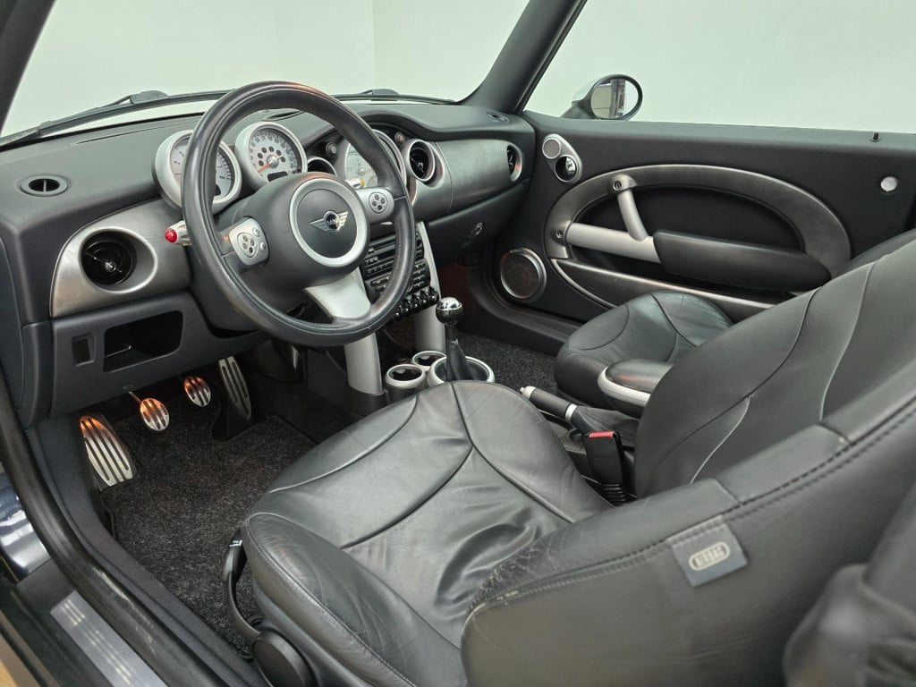 Mini Cooper S Cabrio mini occasion 1.6 170pk cabriolet met elek dak | tweed