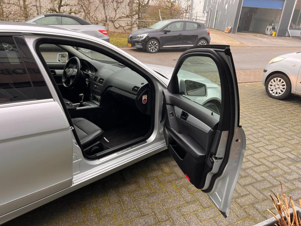 Mercedes-Benz C-Klasse 180 cdi blueefficiency business class avantgarde