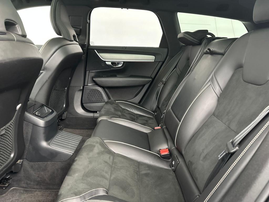 Volvo V90 t6 340pk recharge r-design| panodak| adap.cruise| camera| h&k so