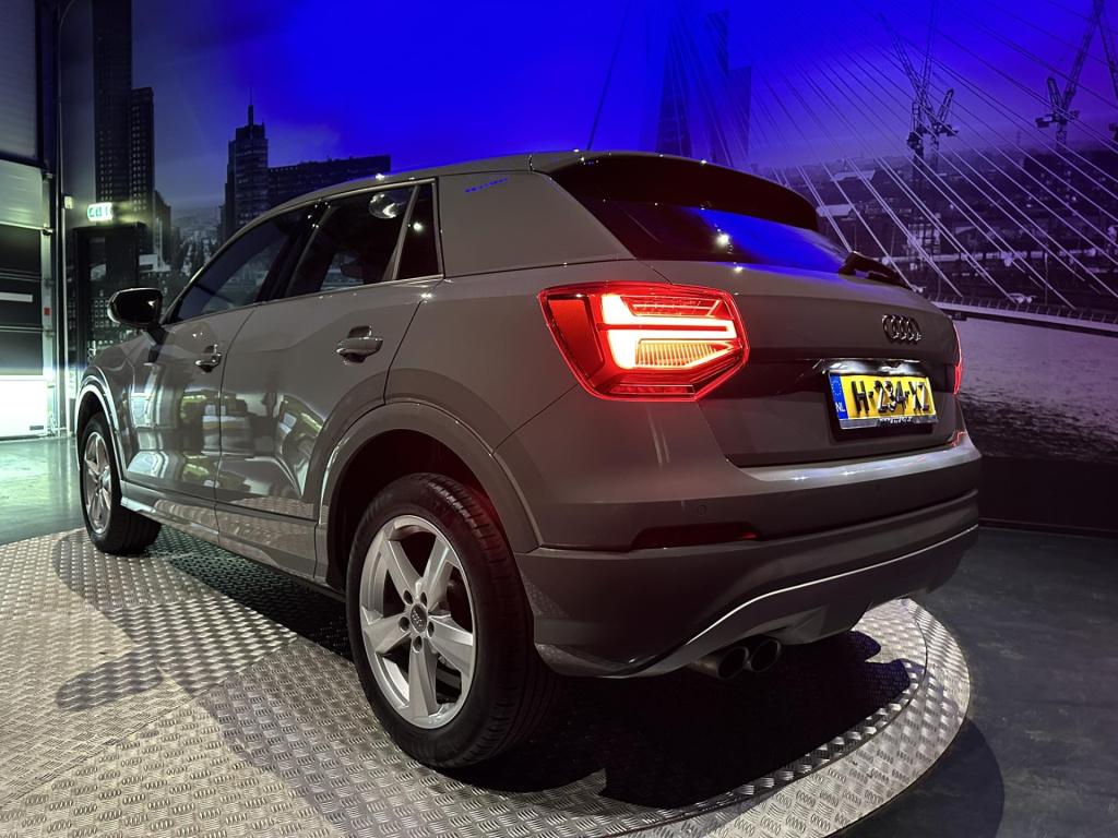 Audi Q2 35 tfsi epic *origineel nl*led*navi*carplay*camera*