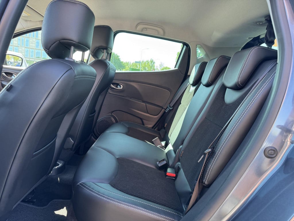 Renault Clio 0.9 tce intens | navigatie | led koplampen | keyless entry | c