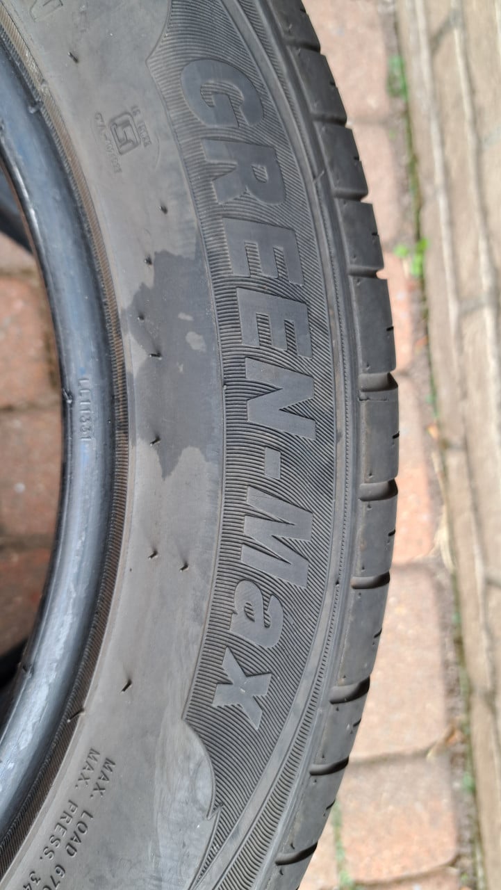 Gebruikte autobanden 16"