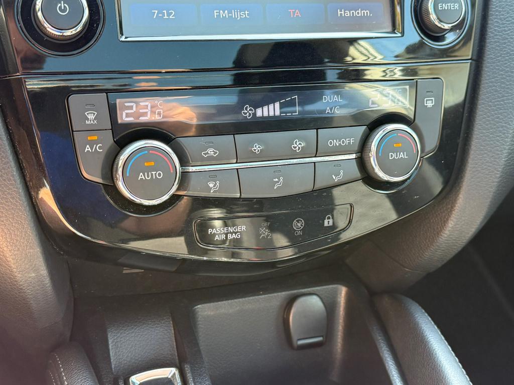Nissan Qashqai 1.2 connect edition