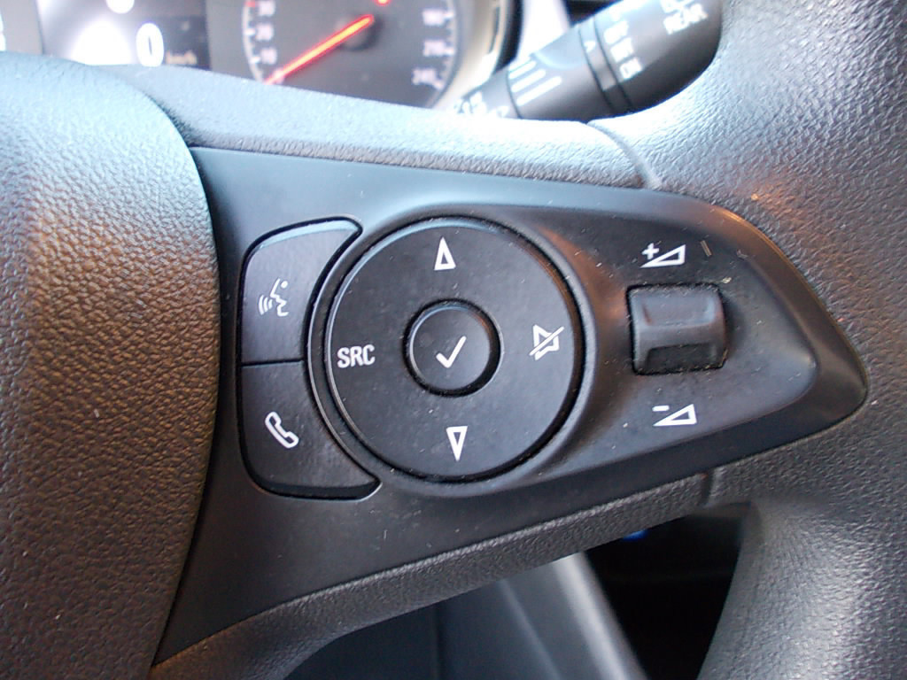 Opel Crossland X 1.2 turbo 110pk nav. i-link trekhaak btw