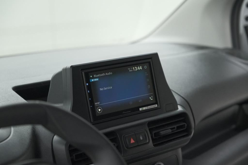Peugeot Partner 1.5 bluehdi 100 s&s l1 | trekhaak | camera | apple carplay 