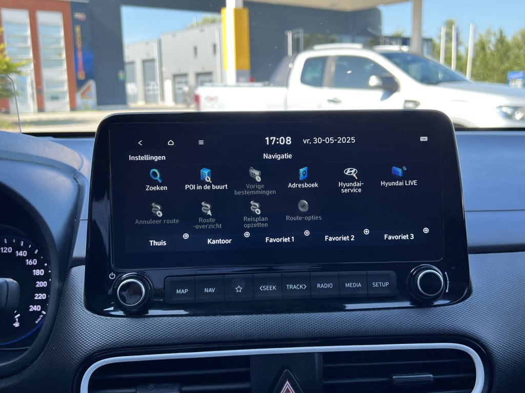 Hyundai Kona 1.6 gdi hev premium sky