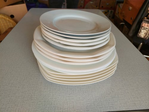 Te koop Verschillende Serviezen