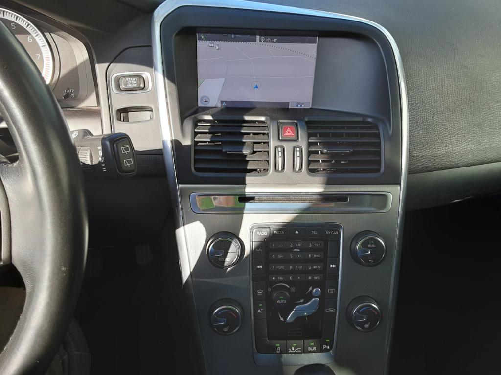 Volvo XC60 2.0 t5 momentum