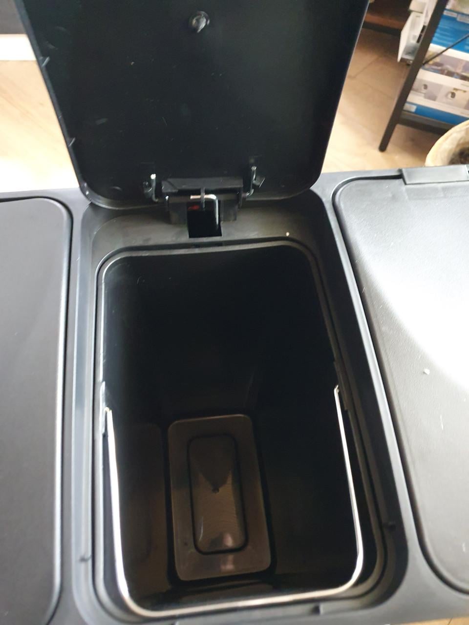 Bayt Prullenbak 60L – 3x20L – 3 Vakken – Zwart – Met beschadigingen