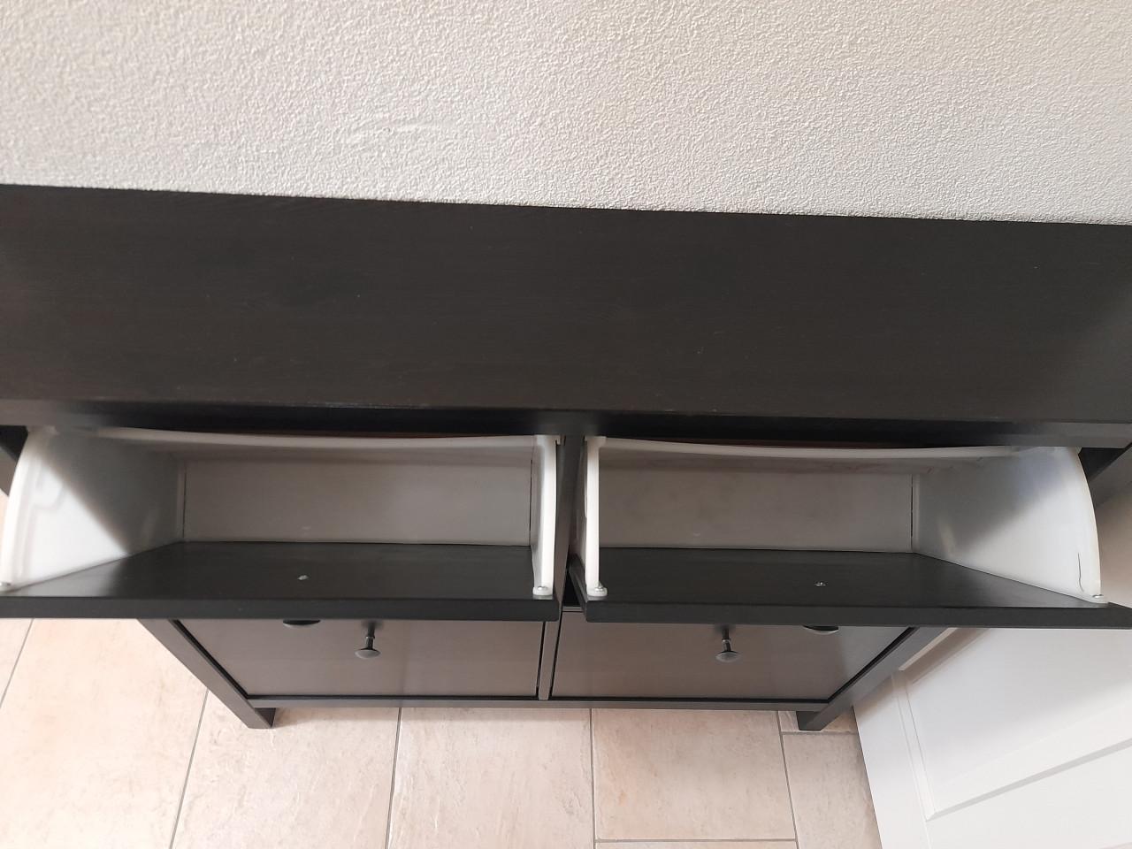 Schoenenkast 106 x 22 x 100,5 H ( in goede nette staat )