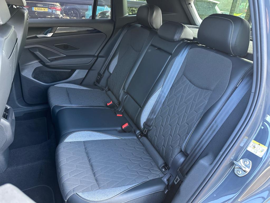 Volkswagen Tiguan 1.5 etsi 150pk dsg goal | trekhaak | 360 camera | iq ligh