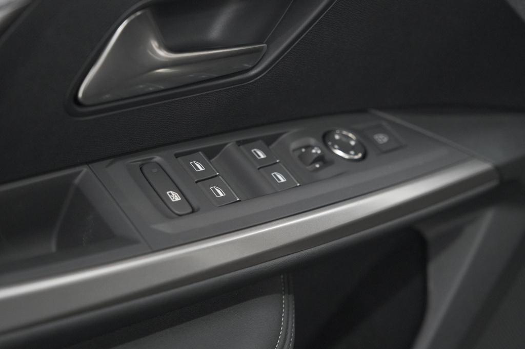 Peugeot 5008 hybrid 145 e-dcs6 gt | panoramadak | camera | elektrische acht