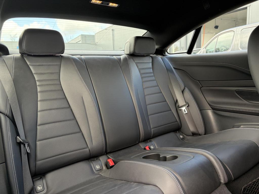 Mercedes-Benz E-Klasse coupé 200 business nl-auto!