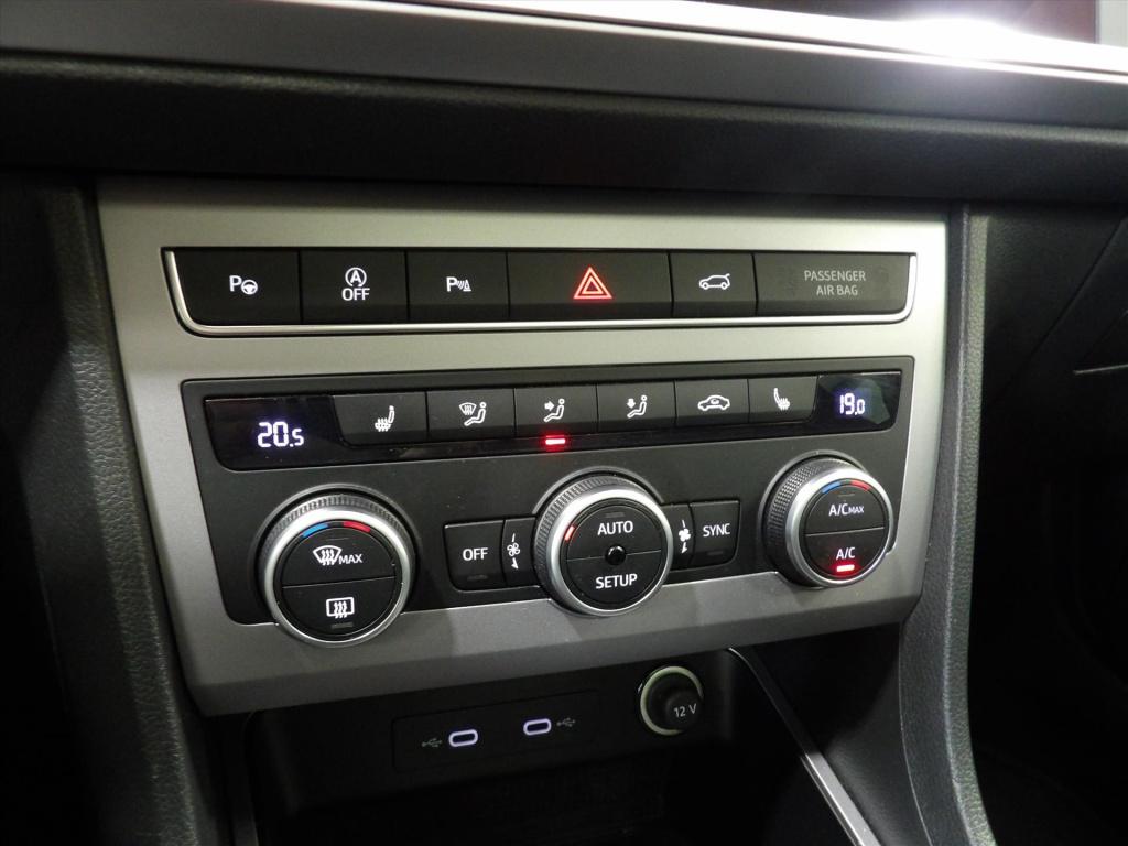 Seat Ateca 1.5 ecotsi 150pk dsg-7 fr business intense