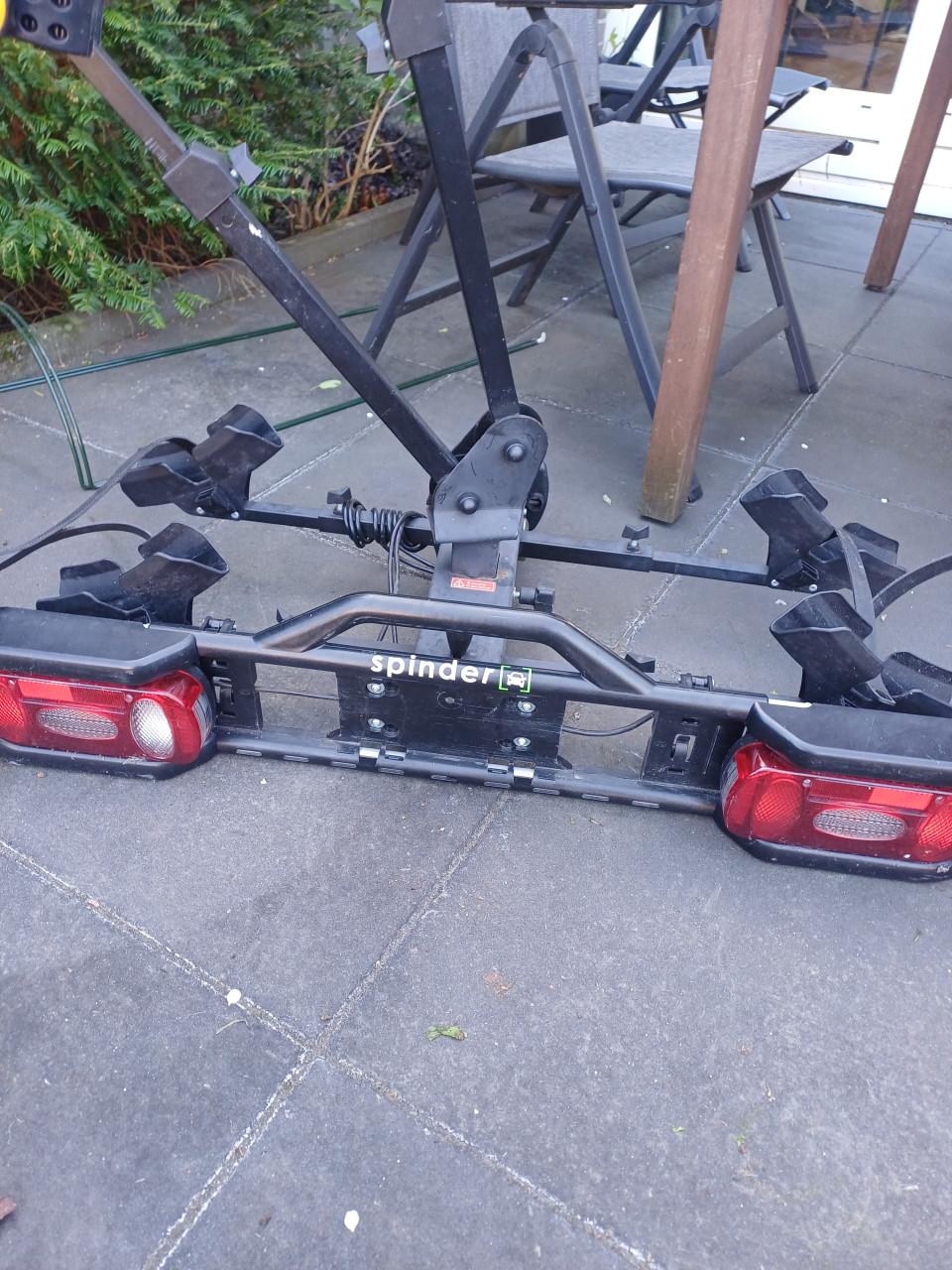 Fietsendrager, af te halen in Goes