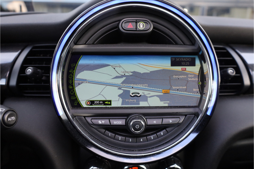 Mini Cooper mini 2.0 chili serious business pano i navipro i cam