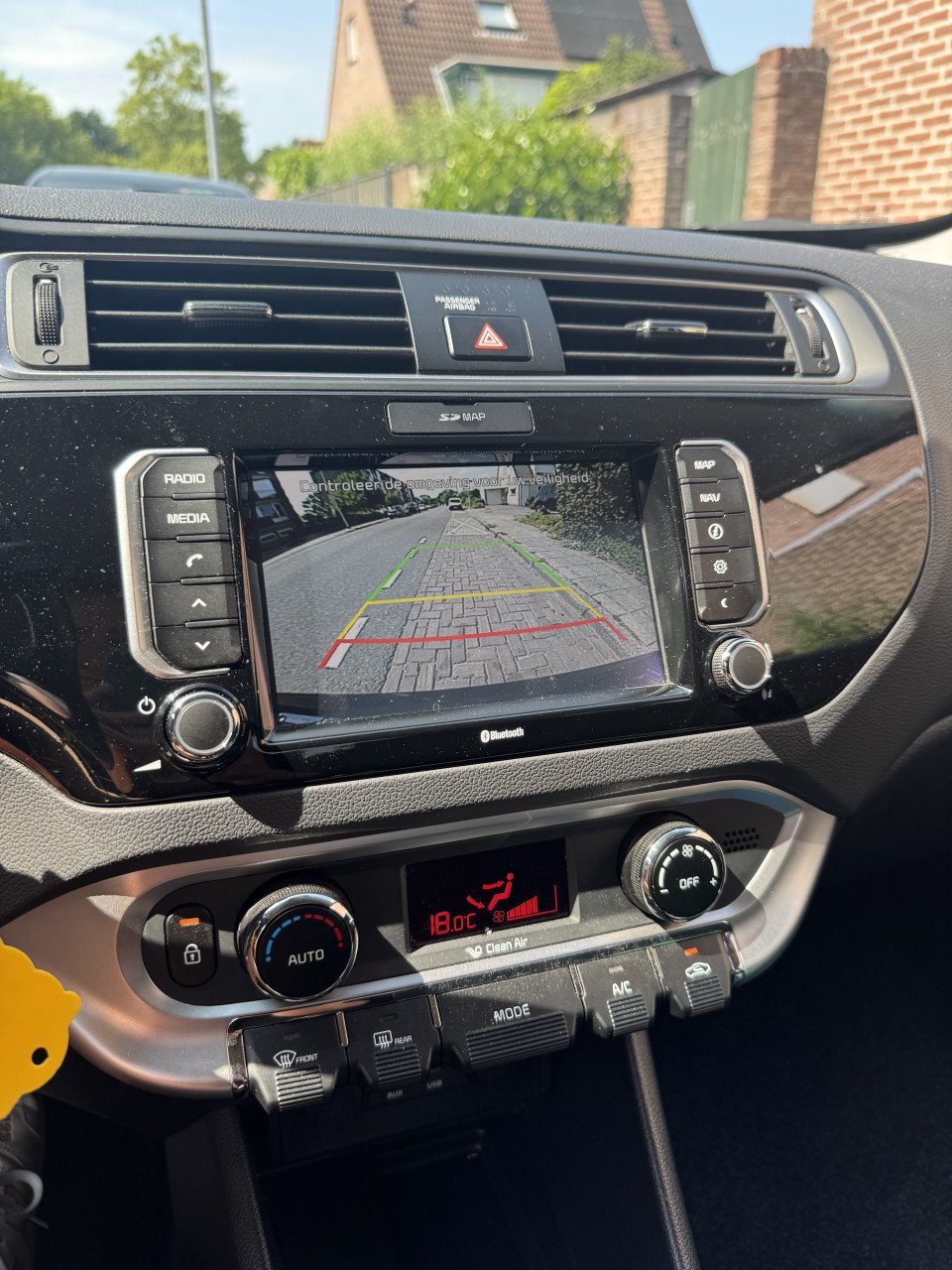 Kia Rio 1.2 5DRS 2017 Zwart Benzine