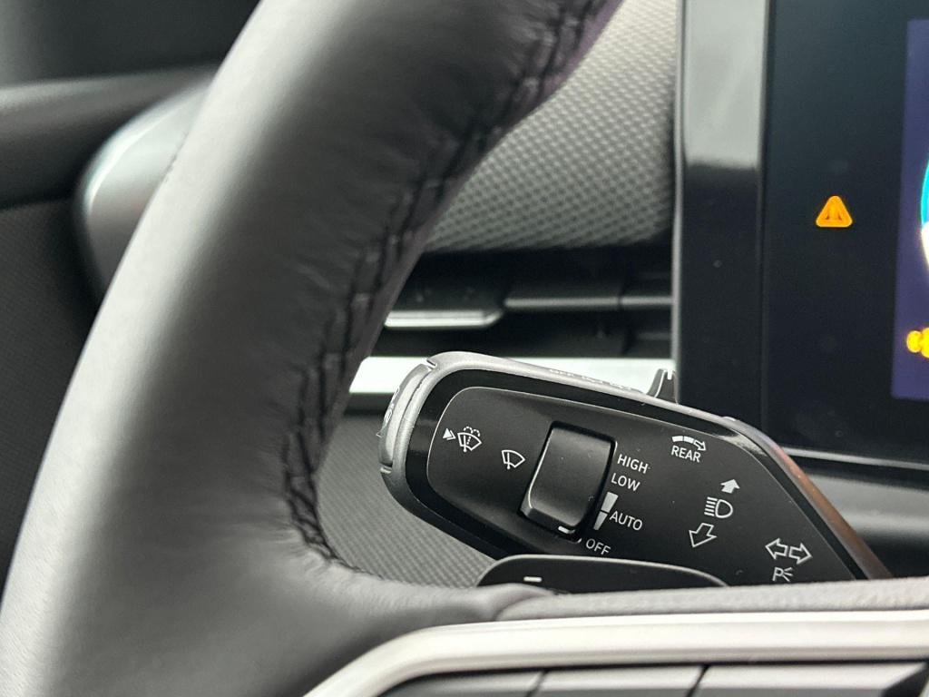 Volkswagen T-roc 1.5 etsi life first edition