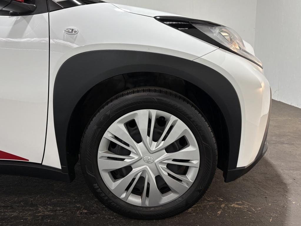 Toyota Aygo x 1.0 vvt-i mt play | camera | apple carplay |